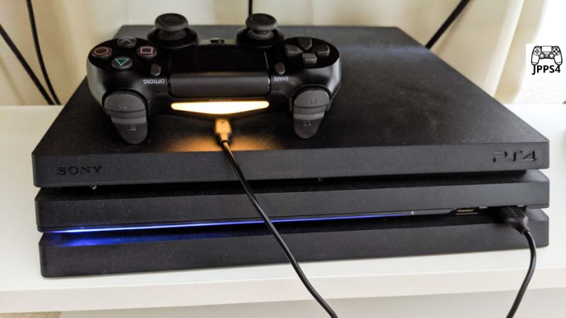 PS4の本体に接続しないで、コントローラーを充電しながらプレイ